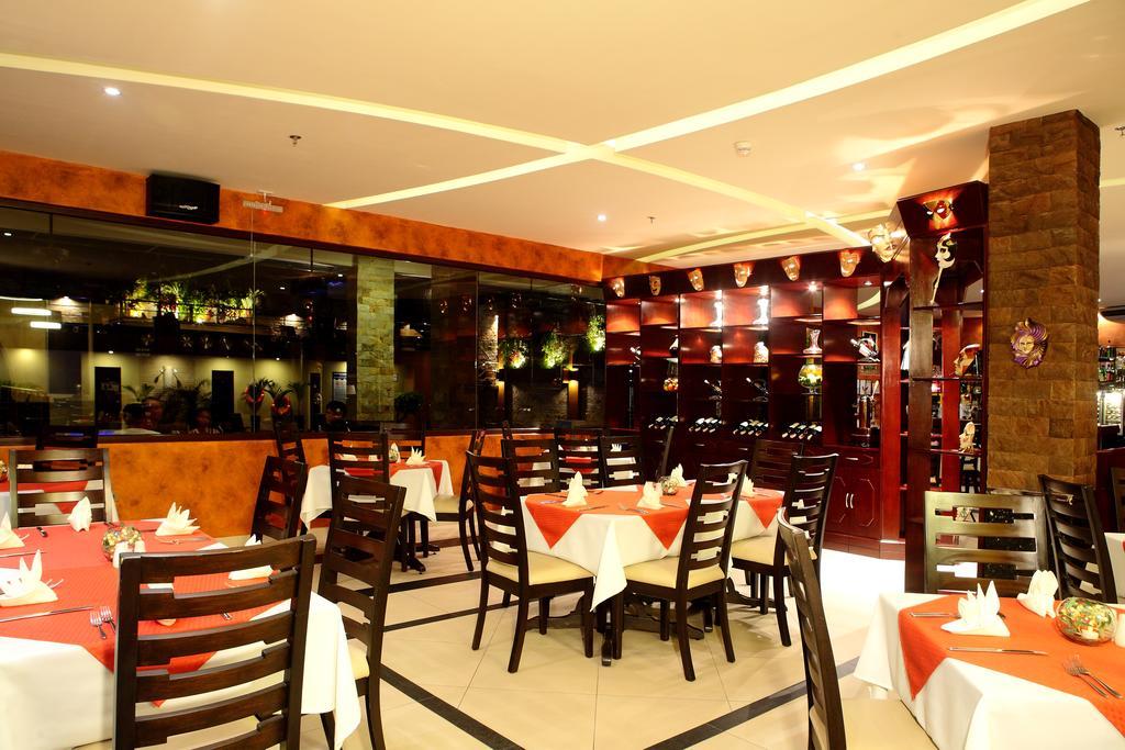Queens Hotel Angeles City Eksteriør billede