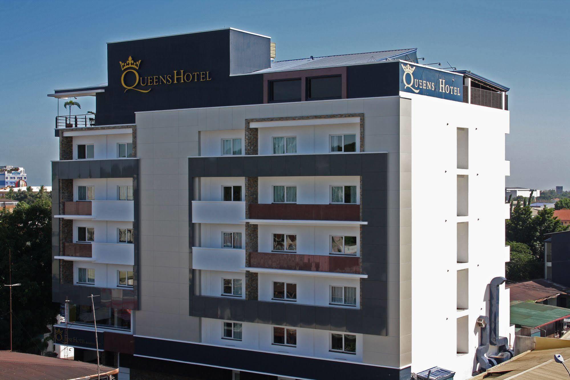 Queens Hotel Angeles City Eksteriør billede